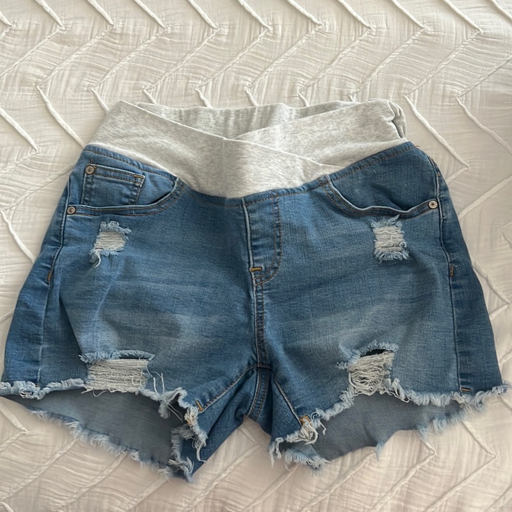 Maternity ripped jeans shorts, size medium